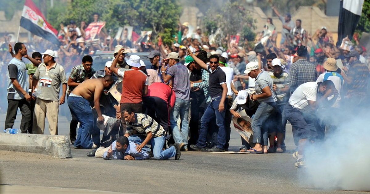 Мітинги перекинулися на курортні міста