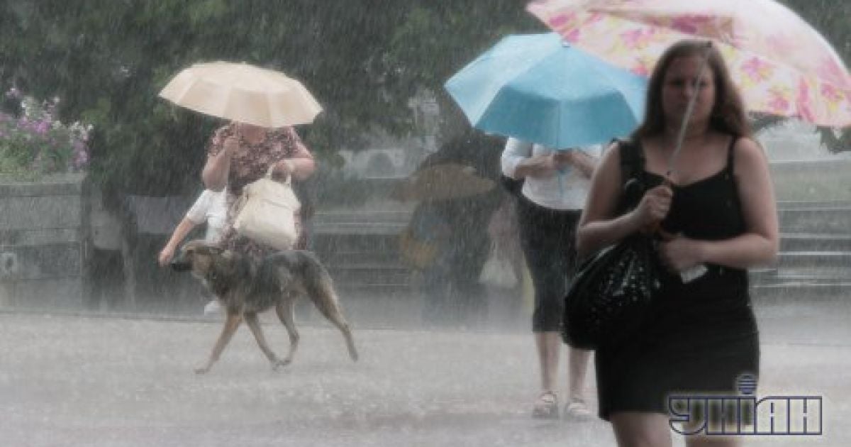 У перший день липня в країні пройдуть дощі з грозами