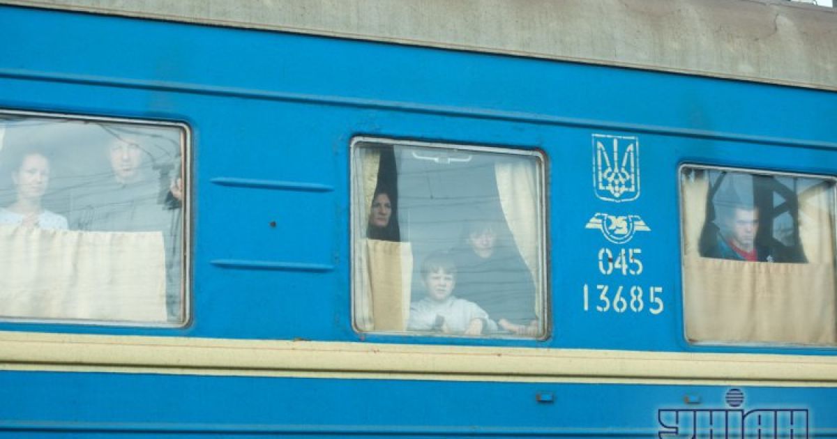 Из Луганска в Киев отправился дополнительный поезд