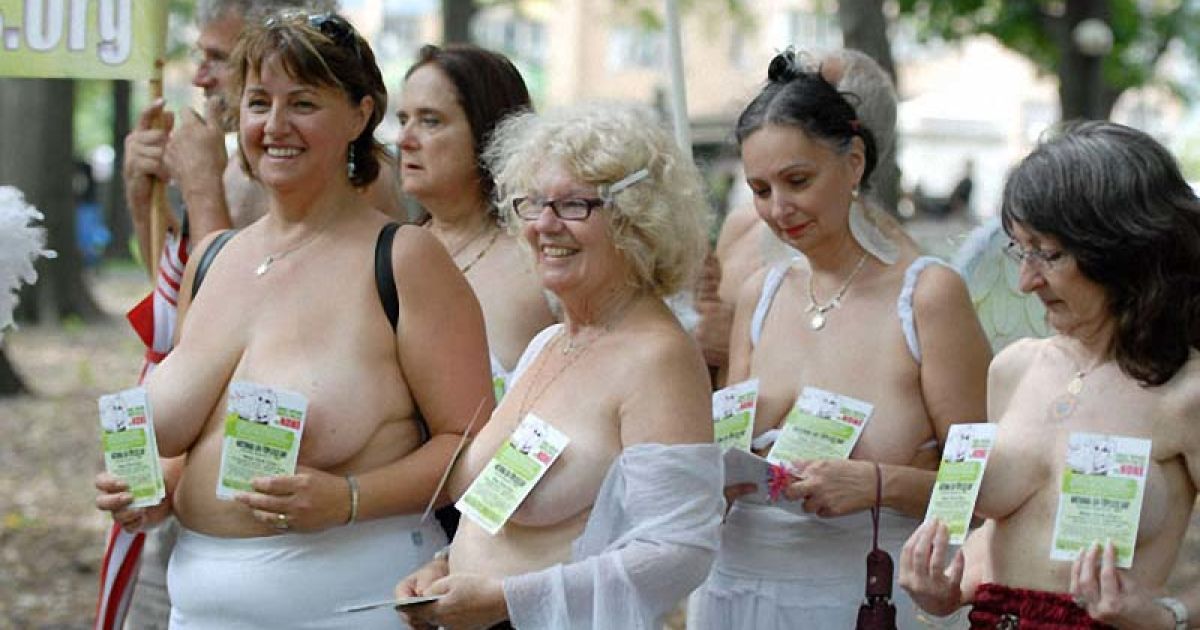 Акція Go Topless Day в Нью-Йорку, 2011 рік. / © boxingnews.pl