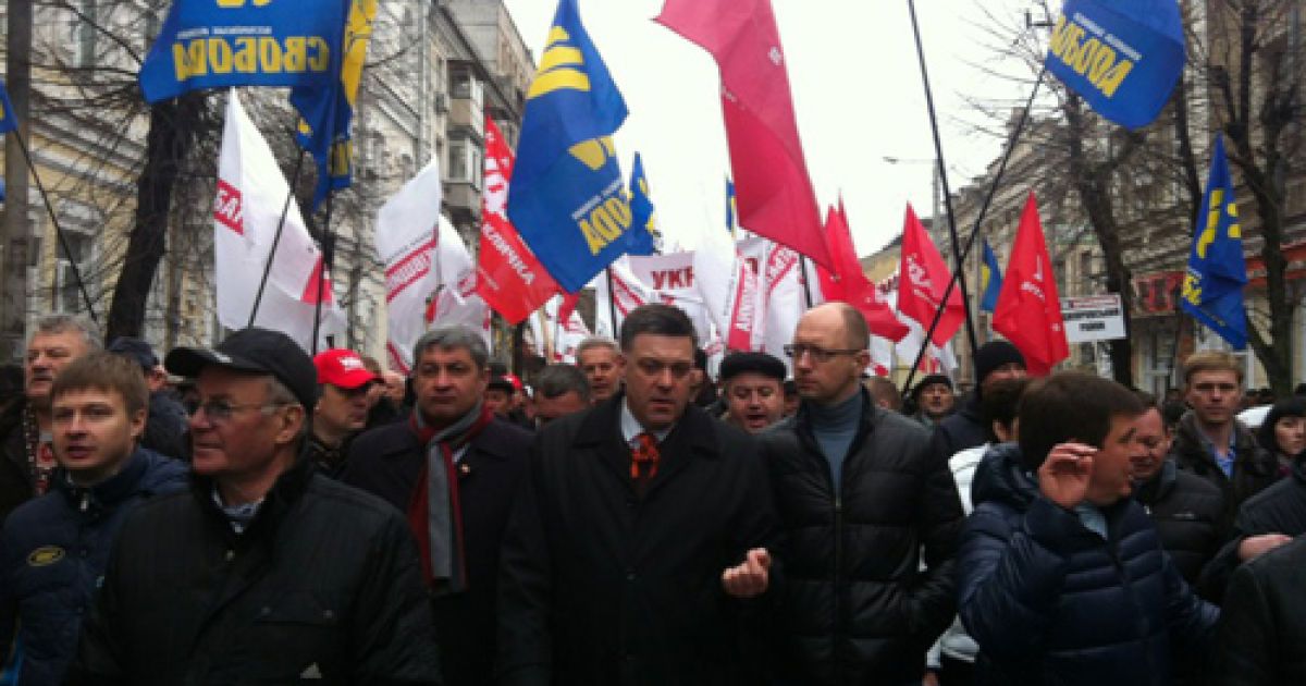 У Харкові хочуть заборонити опозиції проводити "повстання".