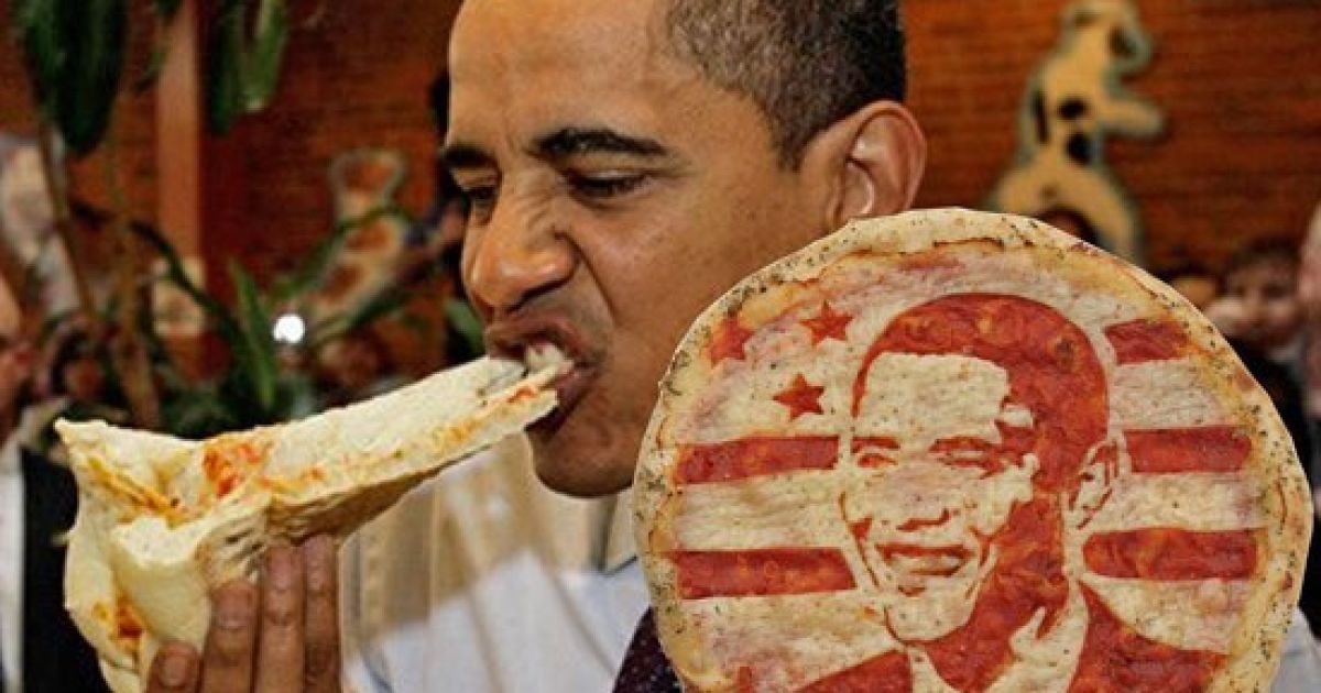 Доменіко Кролла робить портрети на піці / © ВКонтакте