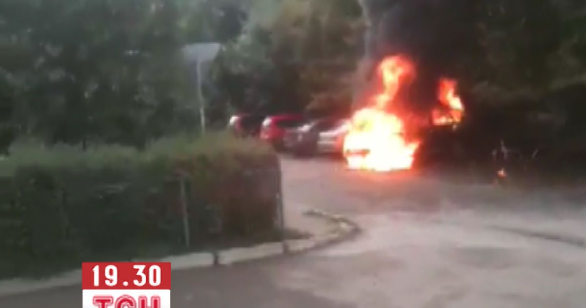 Позашляховик згорів за лічені хвилини