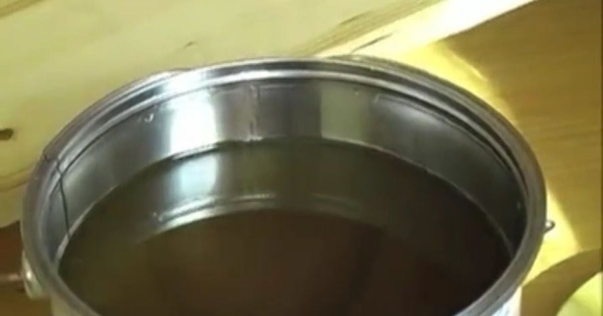 Недобросовісні продавці "впарюють" токсичний лак для ремонту квартири