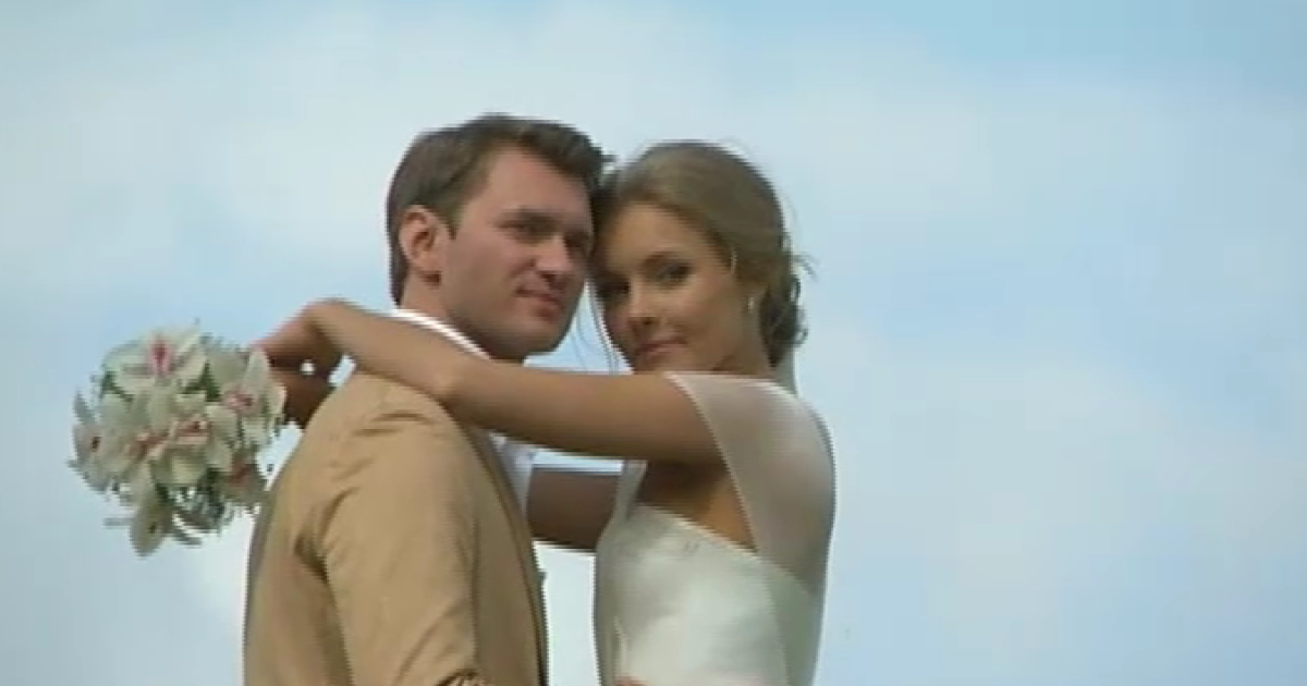 Мама Дікусара назвала себе "доброю свекрухою"