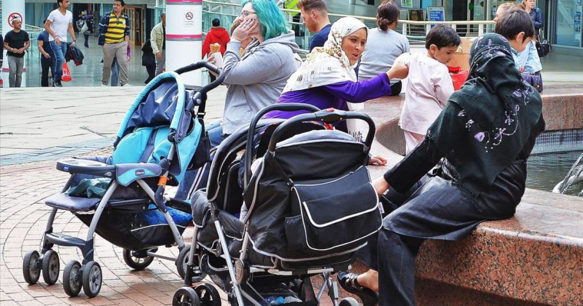 Містечко Ковентрі стало центром для мігрантів / © fototelegraf.ru