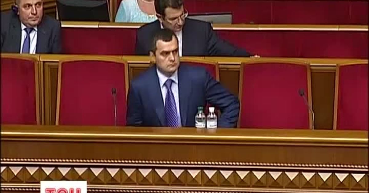 Захарченко став доктором наук, розібравшись із безпекою економіки