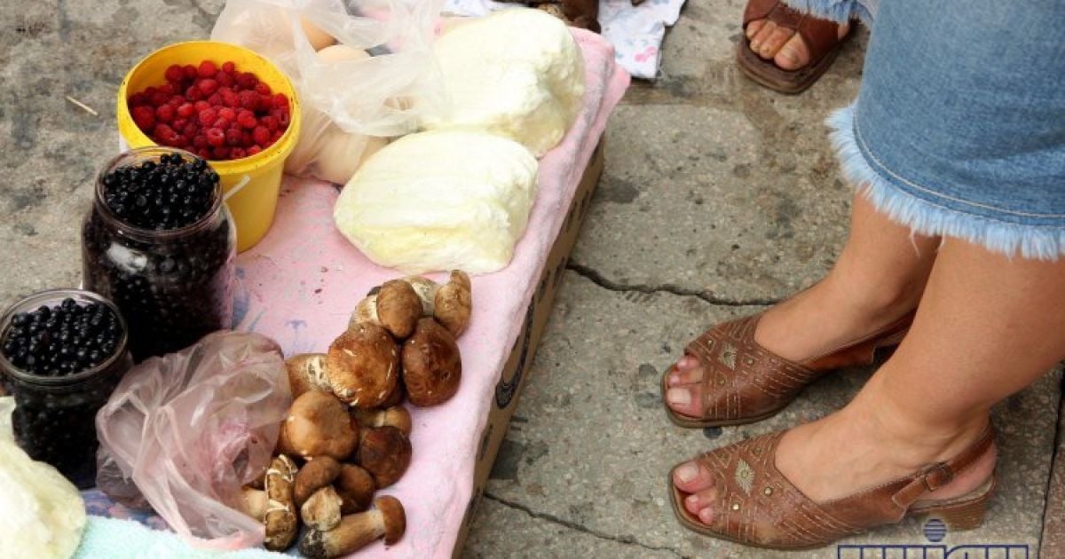 Киян попросять утриматися від купівлі товару у стихійників