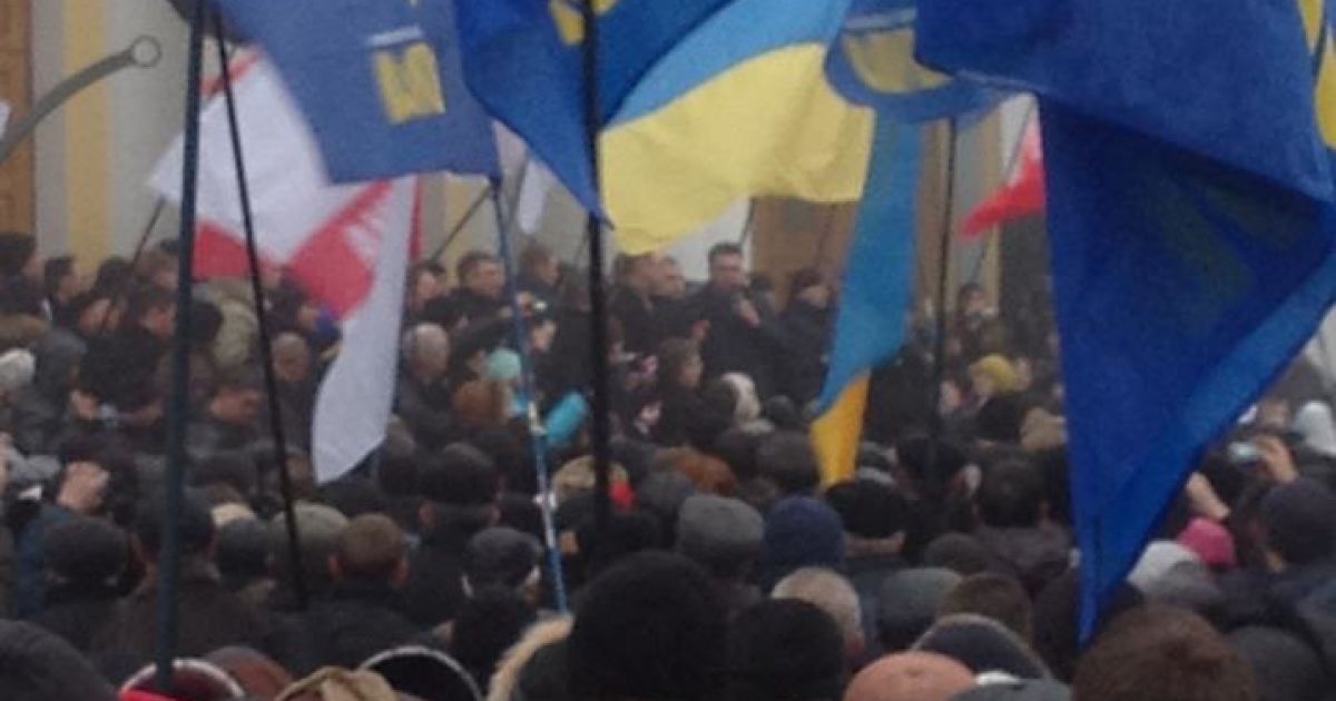 Опозиція перекрила центр Вінниці / © facebook.com/Свобода слова