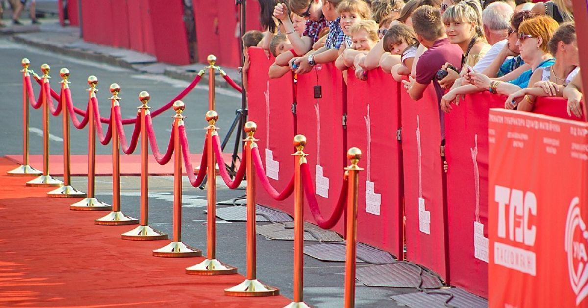 Зірки пройшлися червоною доріжкою на закритті фестивалю / © dumskaya.net