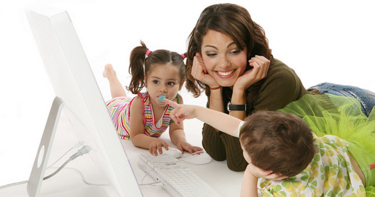 Няні повинні мати вищу освіту, вміти готувати, робити масаж та знати іноземні мови.