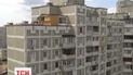 У Києві на даху висотки чоловік побудував дачу
