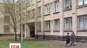 В Алчевську дев'ятикласник вистрибнув із вікна школи