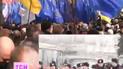 Народні депутати сьогодні йшли на роботу крізь ряди спецзагонів