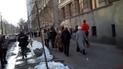 Депутаток закидали снігом