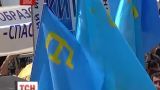 Кілька сотень  кримських татар збираються заночувати на центральній площі Сімферополя