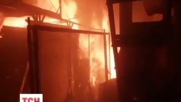 В Киеве посреди ночи горел завод