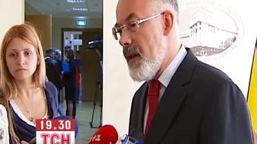 Табачник не захотел смотреть клип "Привет, Америка"