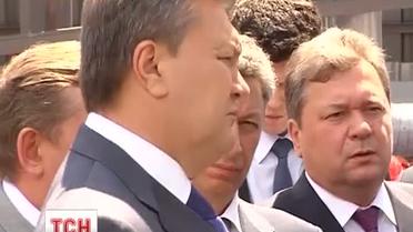 Янукович призвал бороться с коррупцией