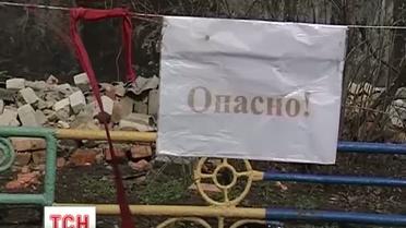 В Донецкой области школа 3 месяца не имеет крыши
