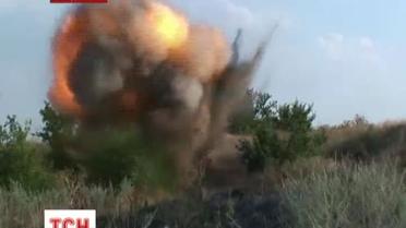 В Бердянске эвакуировали пляж из-за действующей авиабомбы