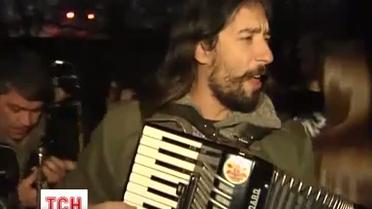 В Ботсаду прошлой ночью "зажгли" Французскую весну