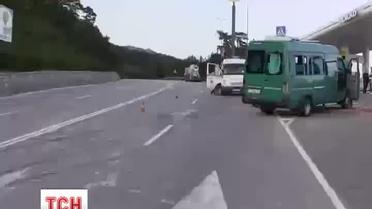 Под Алупкой перевернулся микроавтобус с детьми