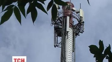 В Житомире 32-метровый дымоход котельной может упасть на общежитие