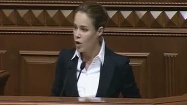 Виступ міністра соцполітики в парламенті закінчилося скандалом