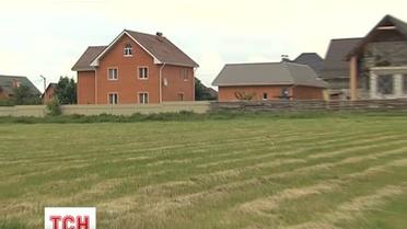 Дачи под Киевом разбирают в аренду на лето еще весной