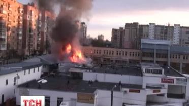 В воскресенье в Вышгороде горел торговый центр