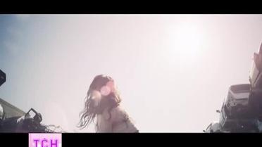 Санта Димопулос начала сольную карьеру