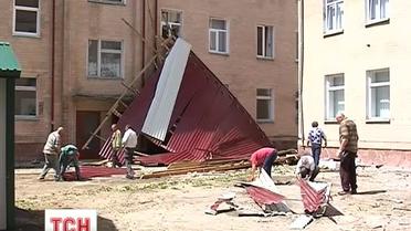 Тернопольская и Ровенская области пострадали от мощного урагана