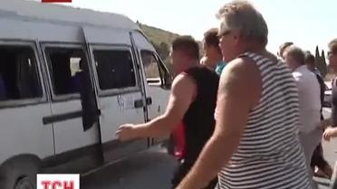 У Севастополя перевернулась маршрутка