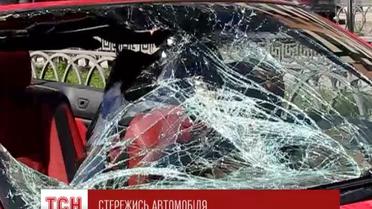 В Киеве на бульваре Леси Украинки под колесами авто погибла женщина
