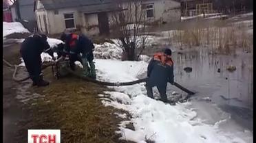 В зоне подтопления несколько районов на Сумщине