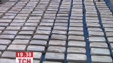 Полиция Грузии обнаружила 116 кг героина в обшивке грузовика