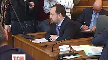 Обещанное разблокирования парламента на грани срыва