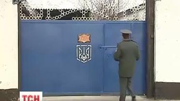 Лозинскому сократили срок