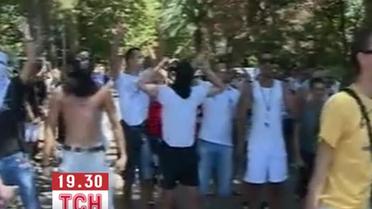 Первый гей-парад в Черногории забросали камнями