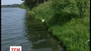 В Киеве официально открылся купальный сезон