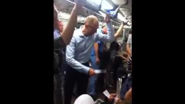 Яценюк проехался в киевском метро