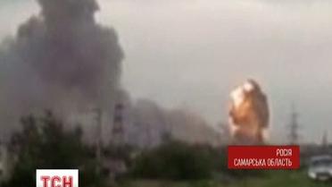 В России на военном полигоне начали взрываться боеприпасы