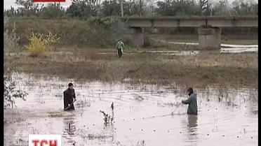 В Одесской области прорвало дамбу и затопило поселок