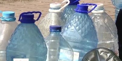 Вода, яку ми п'ємо щодня - дуже небезпечна