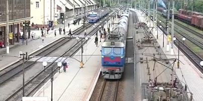 Укрзалізниця змінила рух поїздів: новий розклад