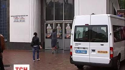 У Києві 89-річна жінка паралізувала "підземку"