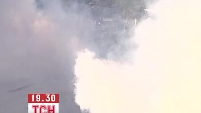 У Туреччині тривають сутички між поліцією і демонстрантами.