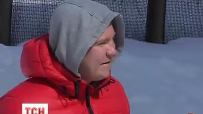 Тисячі київських автомобілів залишаються в полоні снігу