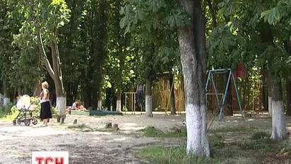 У столиці парки та сквери віддали під забудову